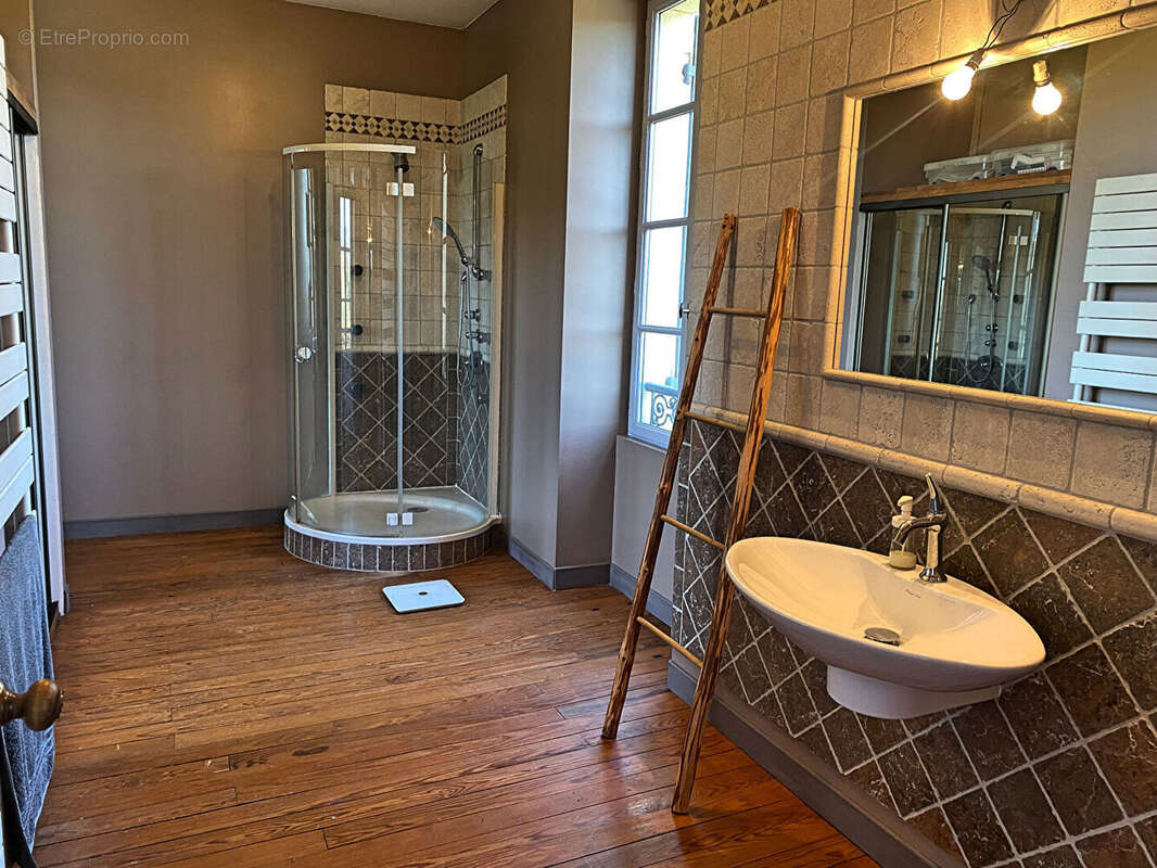 Maison à SAINTE-FOY-LA-GRANDE