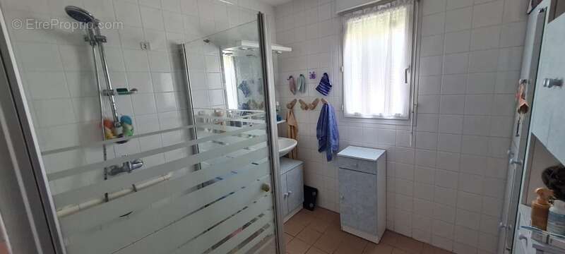 Appartement à LA MEZIERE