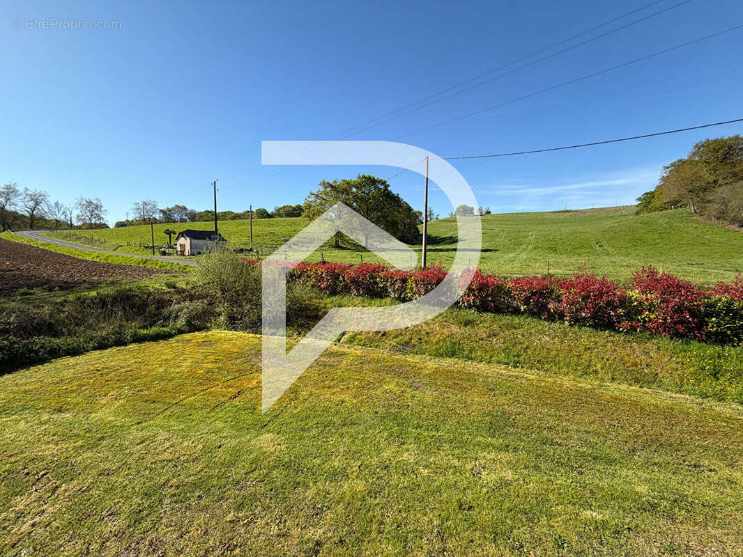 Maison à LUCQ-DE-BEARN