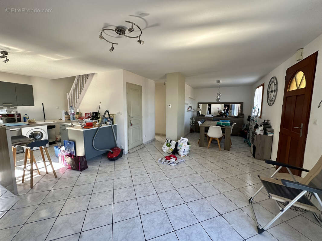 Maison à ARQUES-LA-BATAILLE