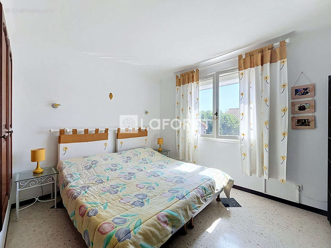 Une maison familiale aux beaux volumes T4 - 3 faces - photo 8