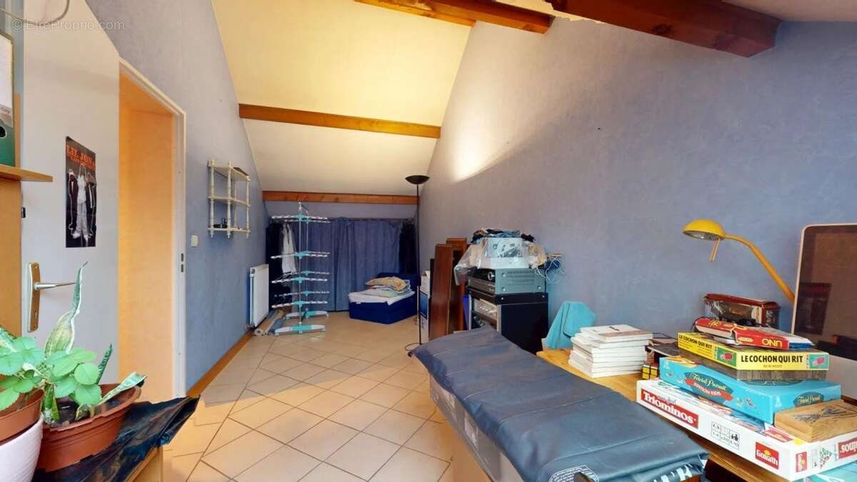 Maison à MONTIGNY-LE-BRETONNEUX