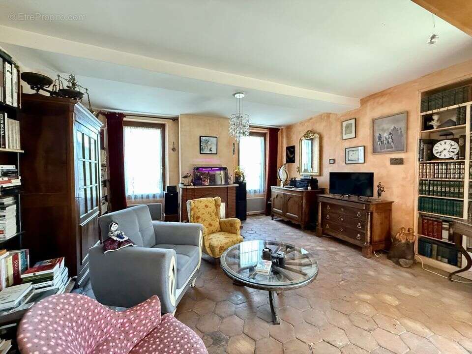 Deux maisons pour la même propriété, ancien prieuré, entre - photo 7