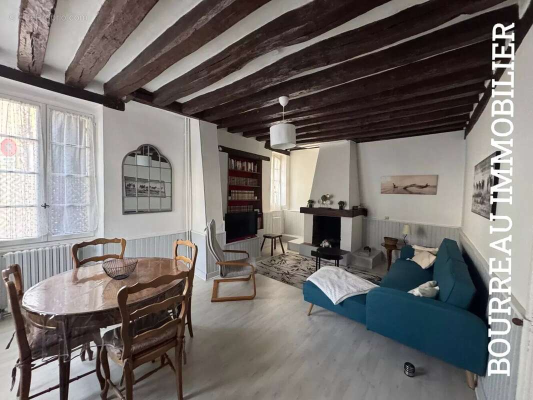 Maison à JOIGNY