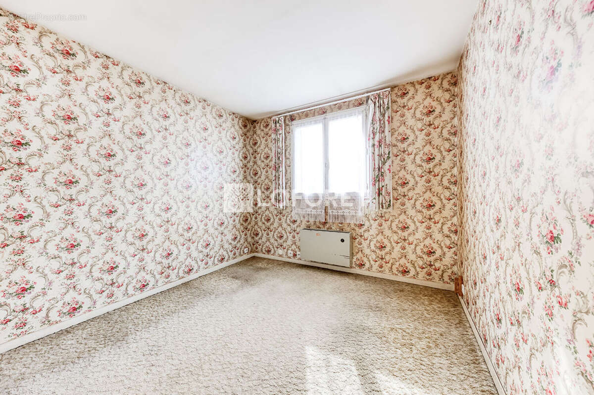 Maison à LA QUEUE-EN-BRIE