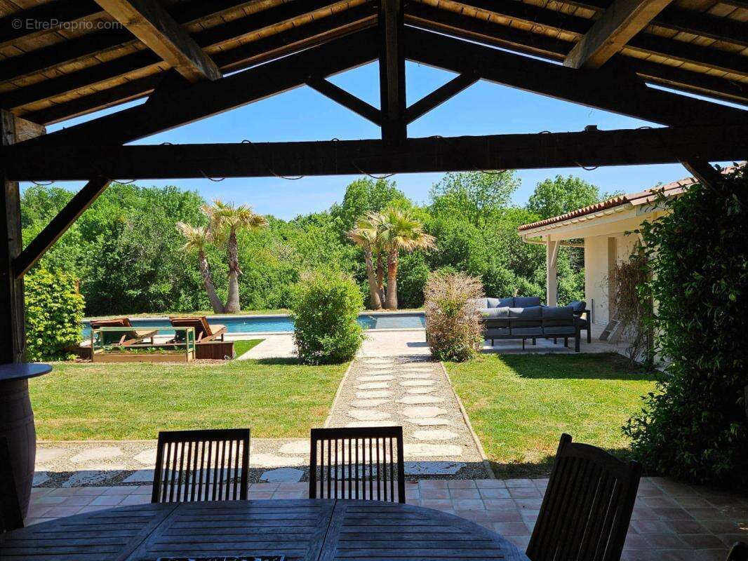 Domaine de 20 ha avec fronsadaise de 280 m² nord libourne - photo 5