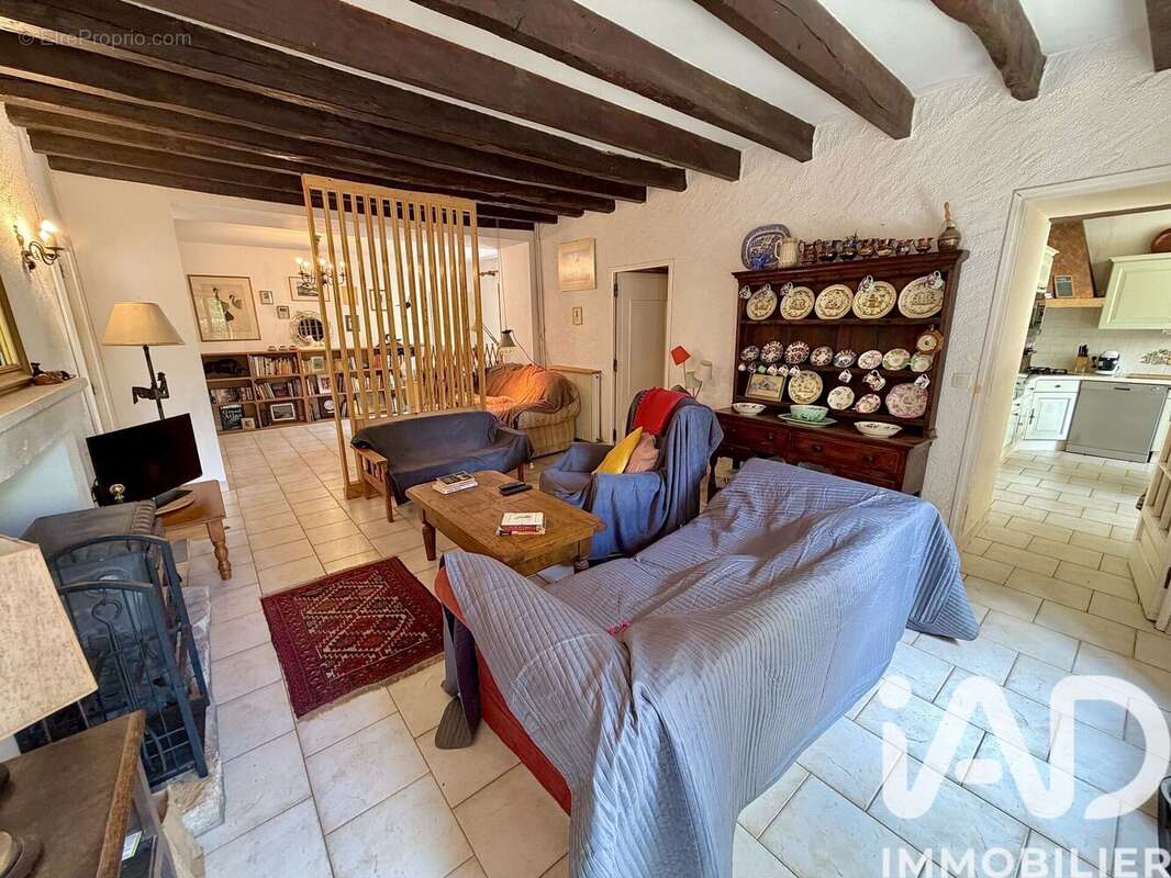 Maison 136 m² à Liglet  - photo 7