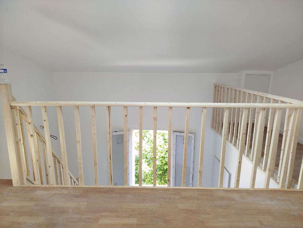 Maison à POURRIERES