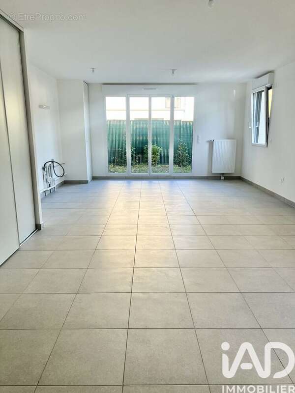 Photo 2 - Appartement à VALMONDOIS