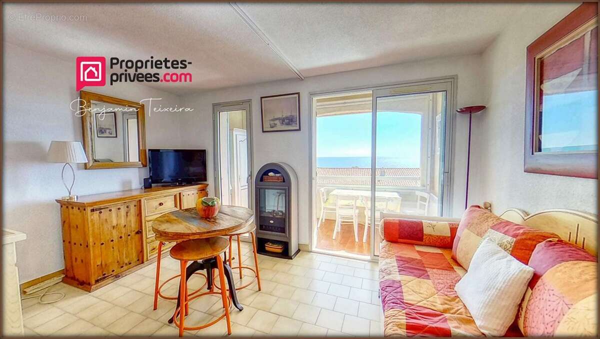 Appartement à ROQUEBRUNE-SUR-ARGENS