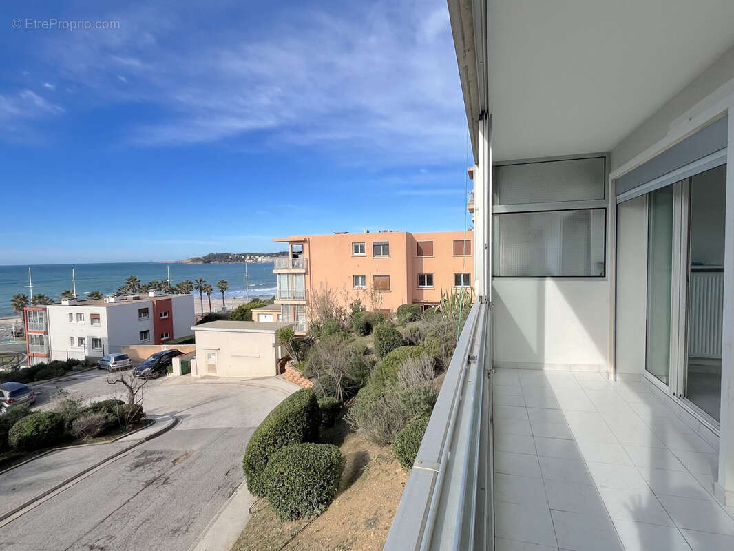 Appartement à SIX-FOURS-LES-PLAGES