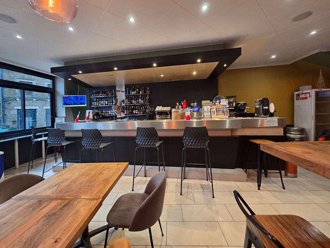 Commerce à SOUCIEU-EN-JARREST