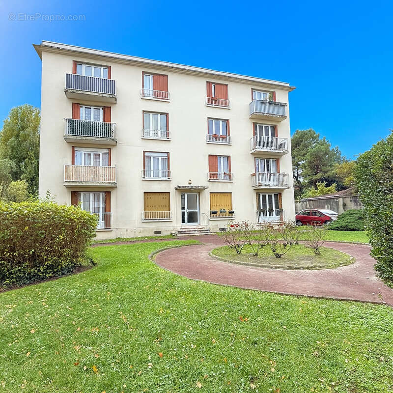 Appartement à NEUILLY-PLAISANCE