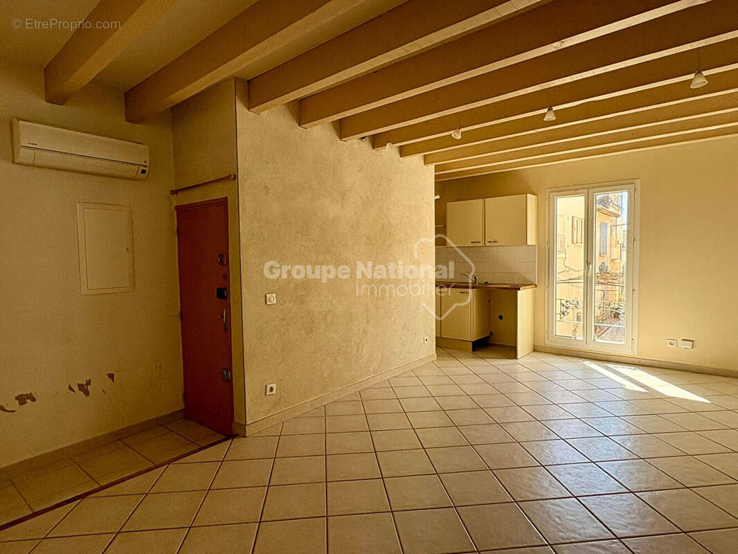 Appartement à FOURQUES