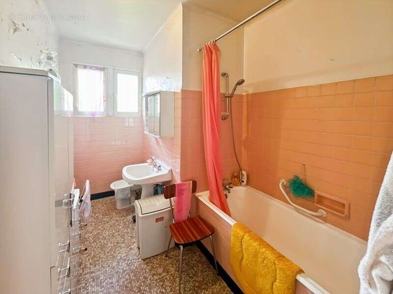 Maison à SAINT-CLAR