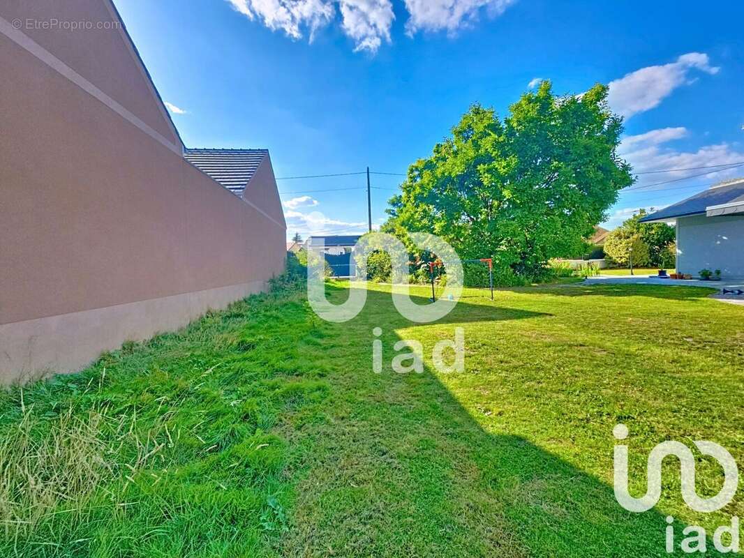 Photo 3 - Terrain à OZOIR-LA-FERRIERE