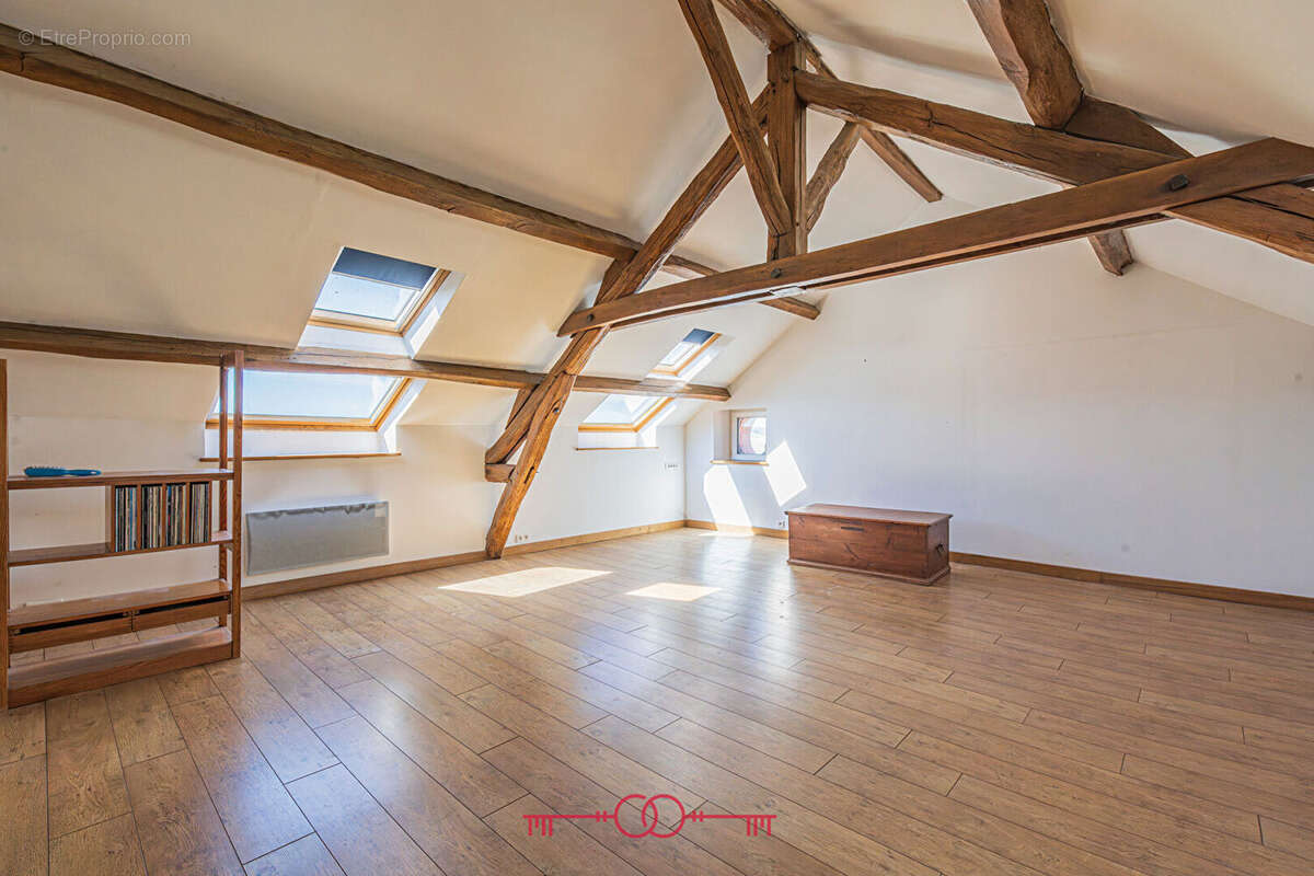 Maison à MAREUIL-LE-PORT