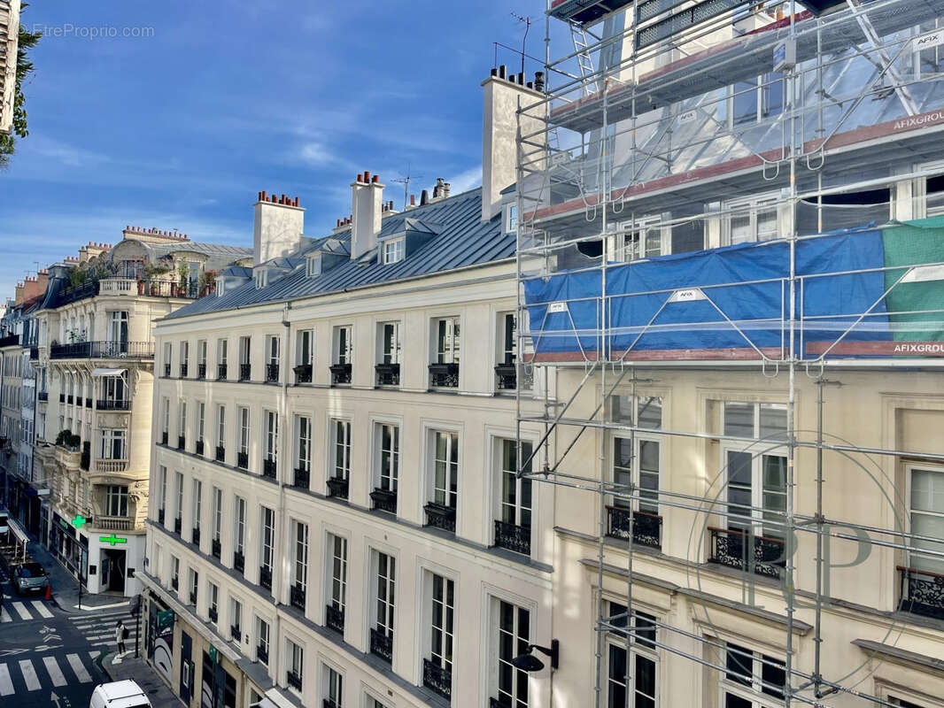 Appartement à PARIS-7E