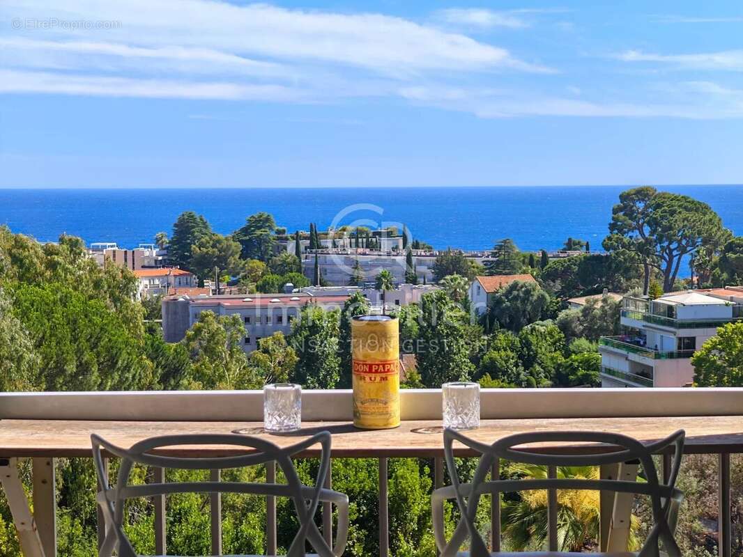 Appartement à CANNES