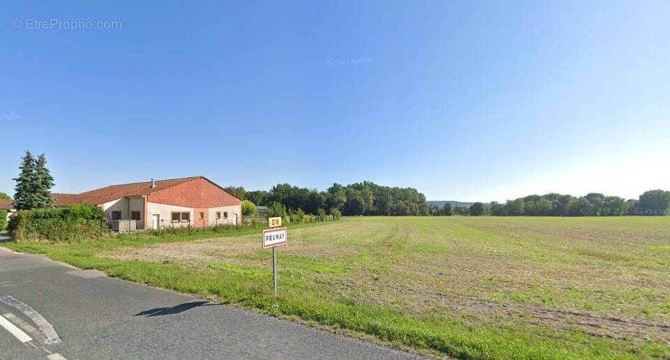 Terrain à PRUNAY