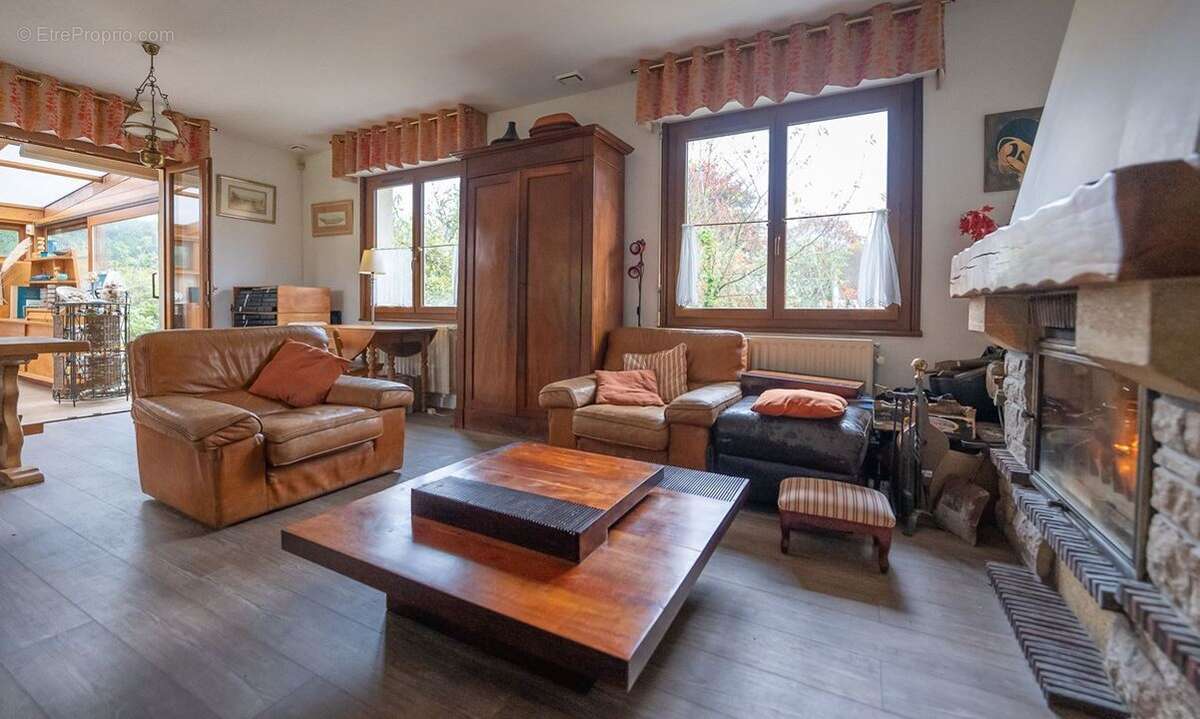 Maison 243 m² à Proville  - photo 3