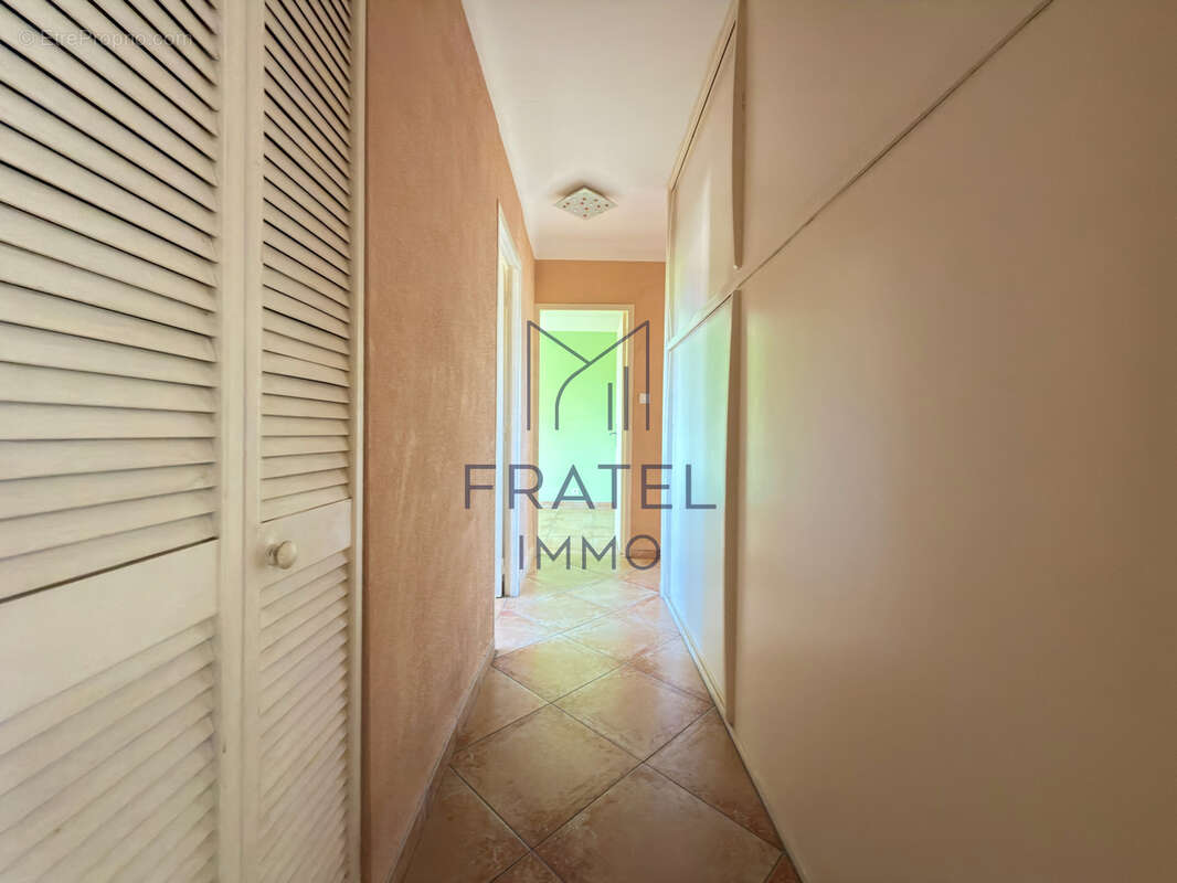 T3 traversant 79 m2 avec terrasse - photo 11