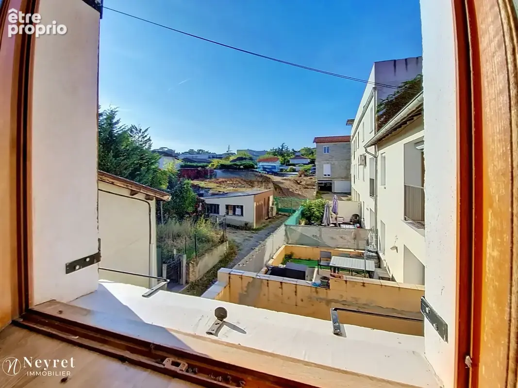 Opportunité à saisir,: T3 de 62m2 avec terrasse et rangement dans combles  dans une maison de village - photo 10
