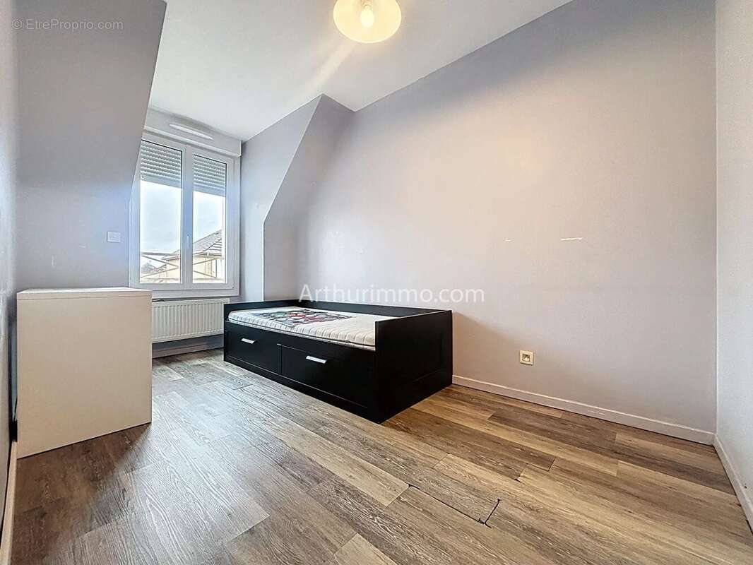 Maison à LIMEIL-BREVANNES