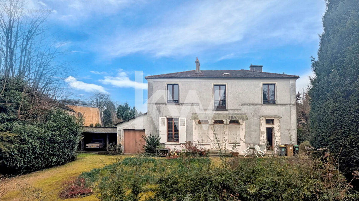 Maison à MONTMORENCY