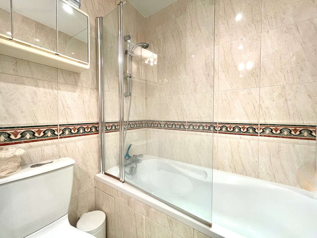 Appartement à DIVONNE-LES-BAINS