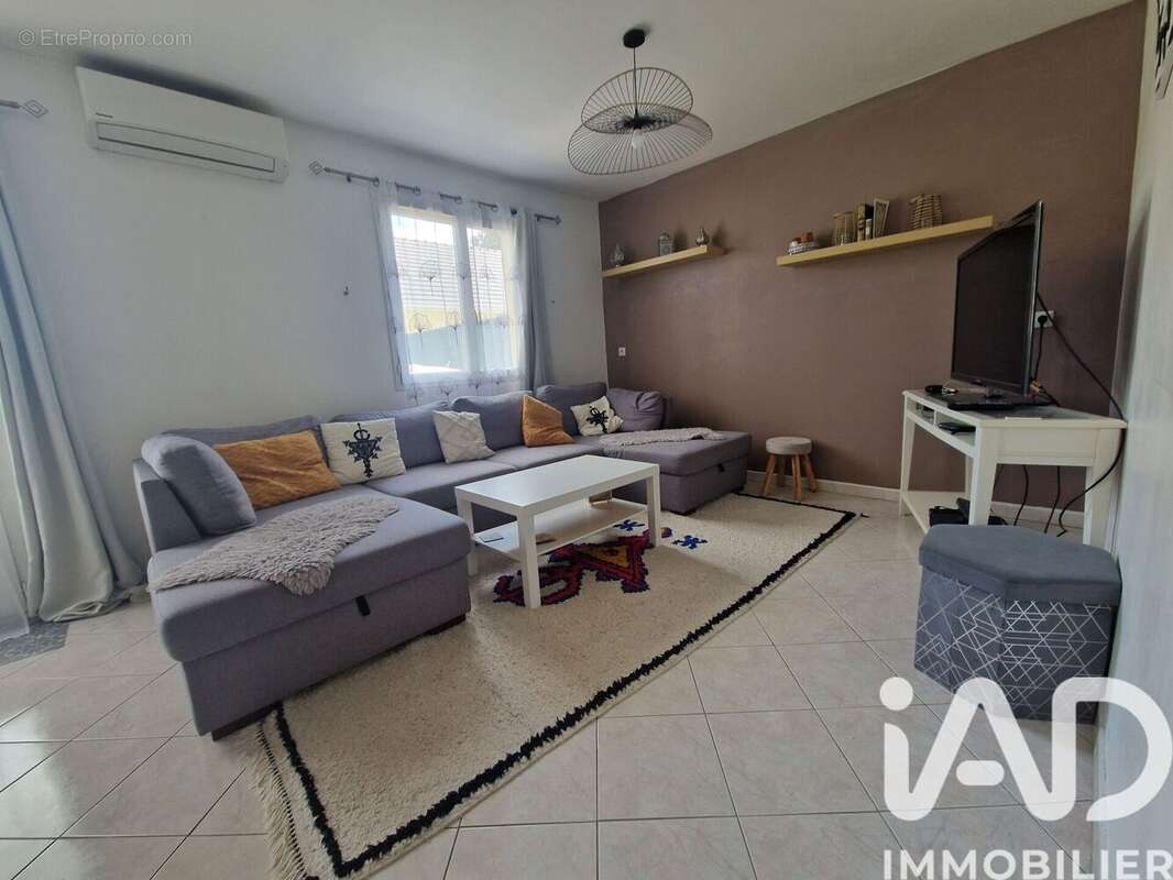 Photo 3 - Maison à CORBEILLES