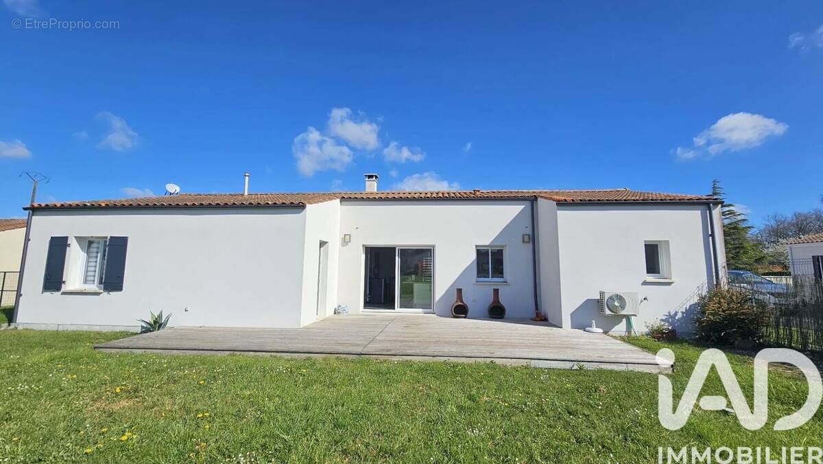 Photo 1 - Maison à GERMIGNAC
