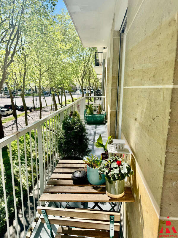 4/5 pièces RENOVÉ avec balcon - cave et parking BOX - photo 5