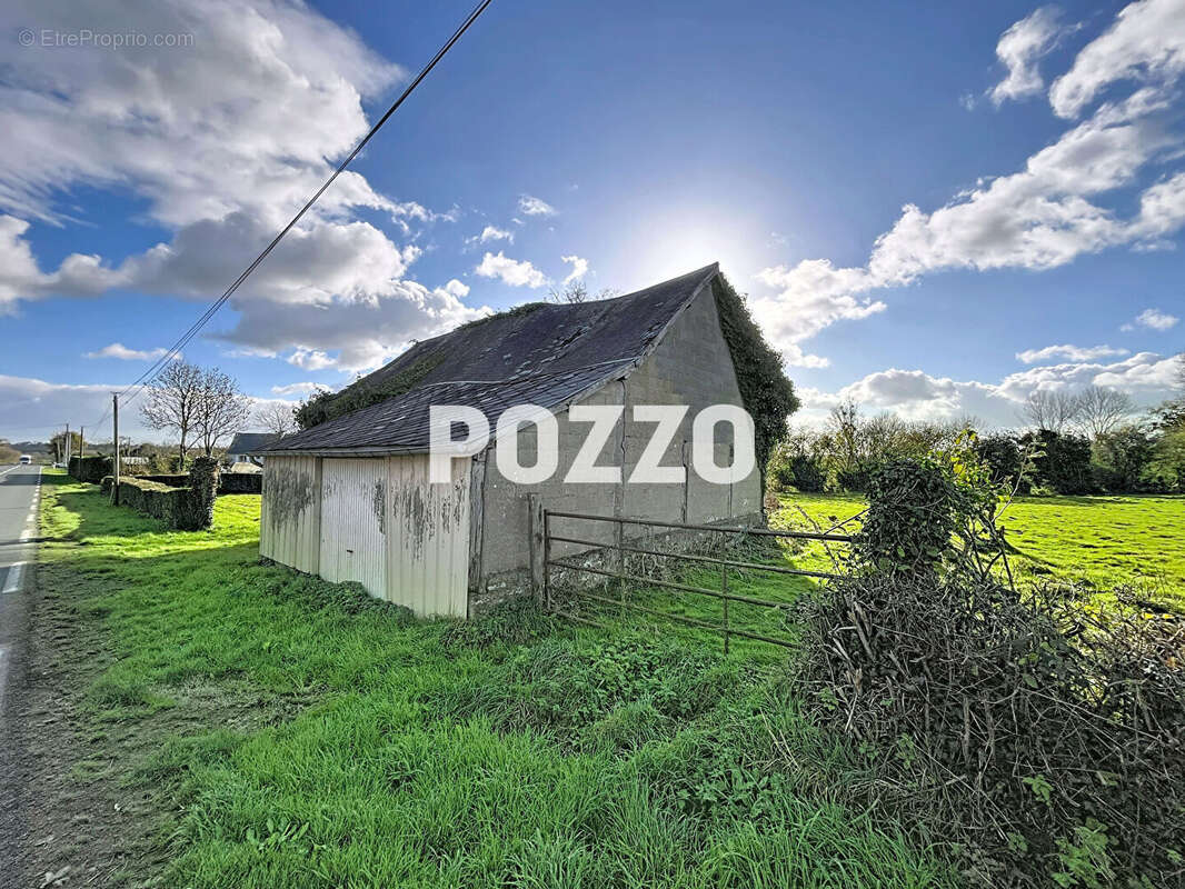 Maison à MONTAIGU-LES-BOIS