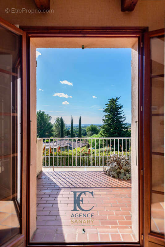 Maison à LA CADIERE-D&#039;AZUR