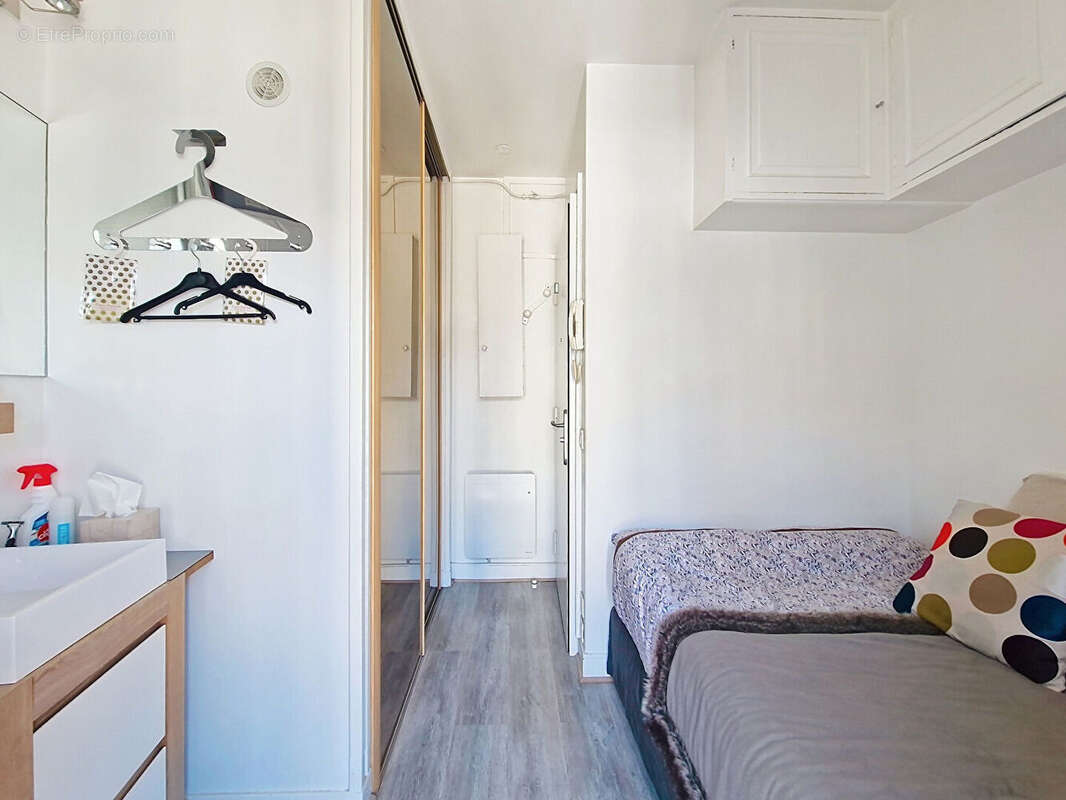 Appartement à PARIS-1E