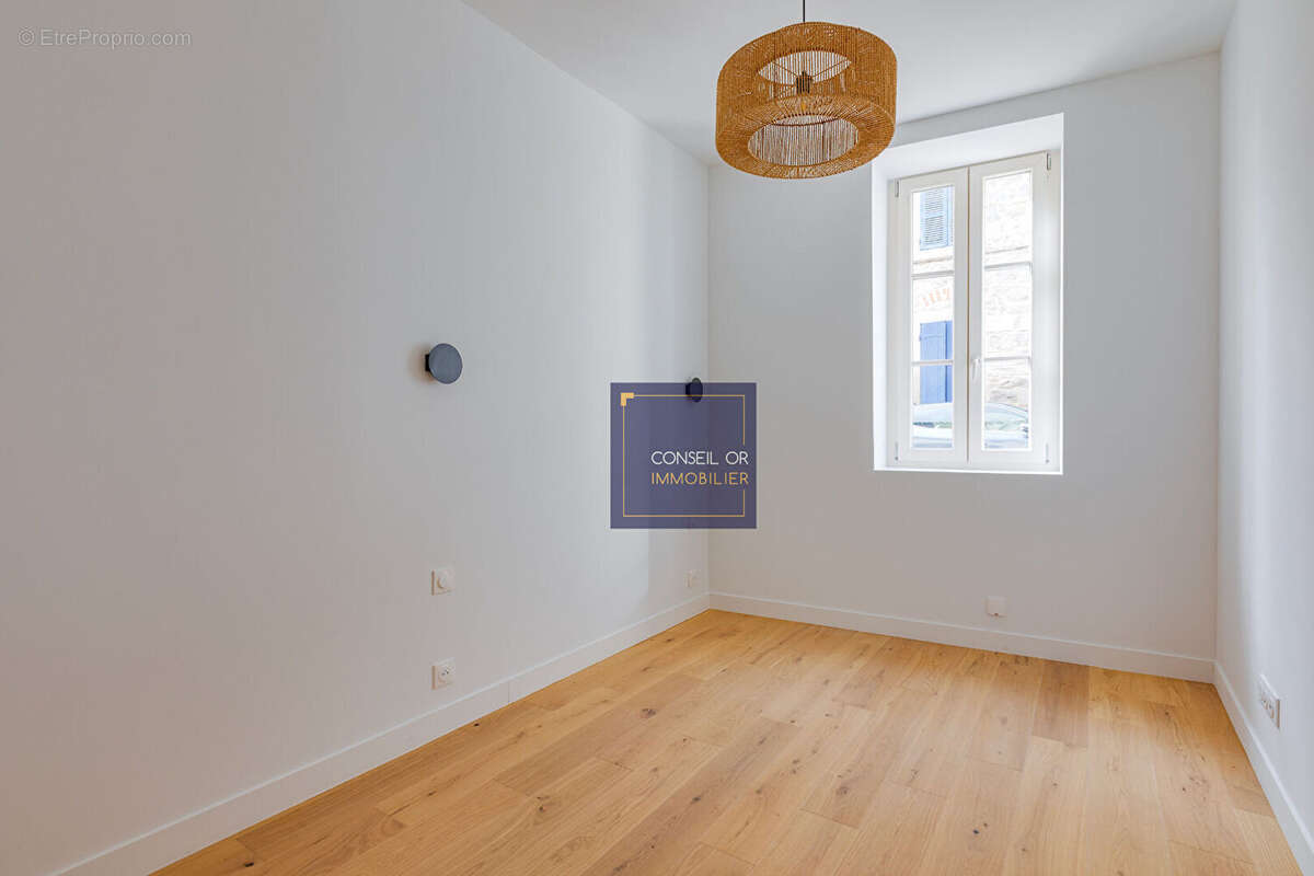 Appartement à SAINT-GENIS-LAVAL