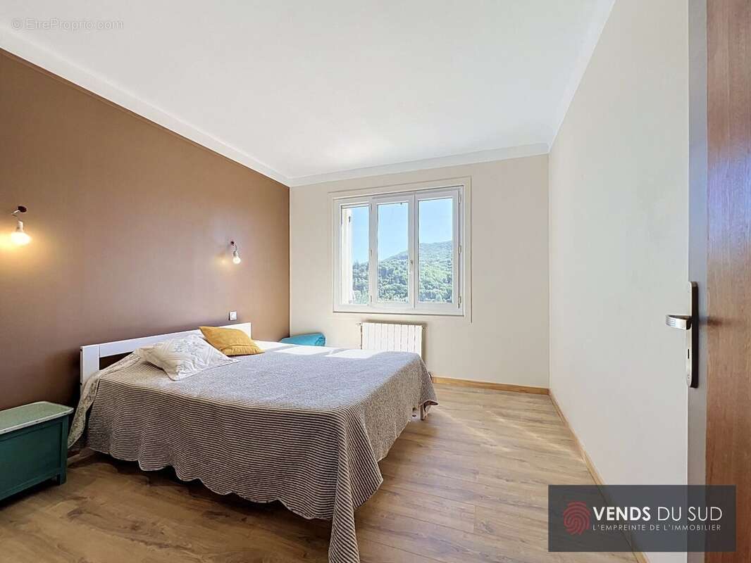 Maison à LAMALOU-LES-BAINS