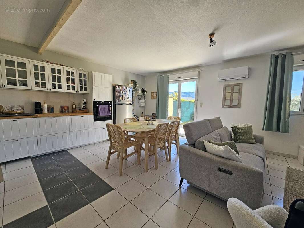 Maison à CAPENDU