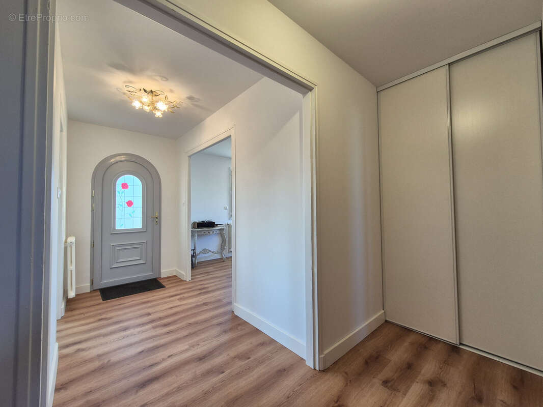 Maison à SAINT-POTAN