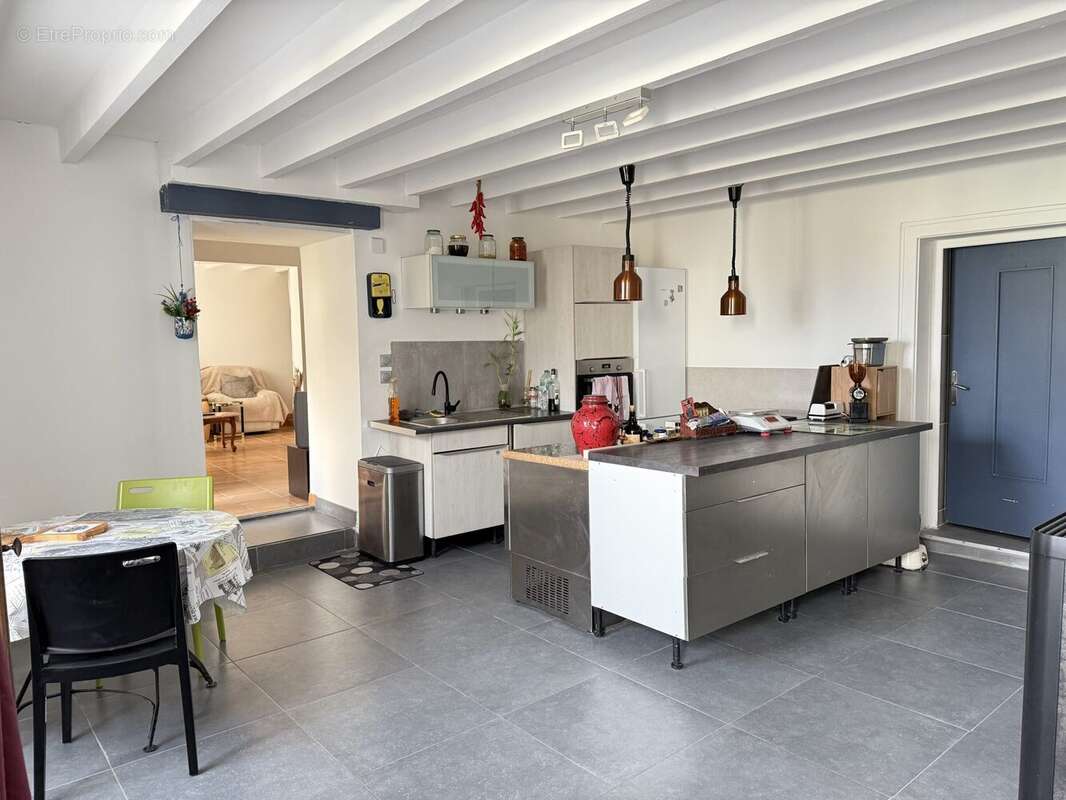 Maison à MORTAGNE-SUR-GIRONDE