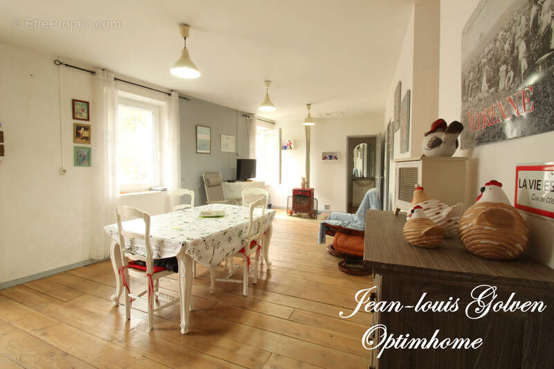 Maison à VERSOLS-ET-LAPEYRE