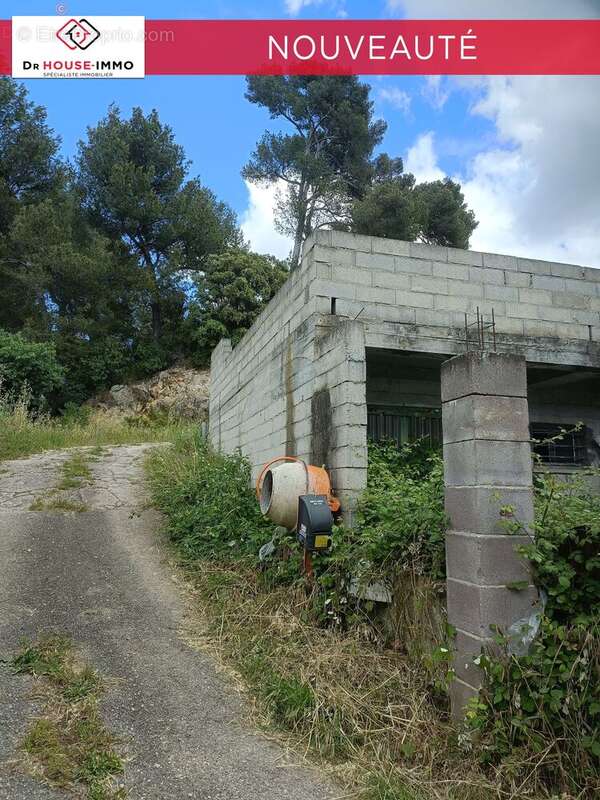 Terrain à MARSEILLE-13E