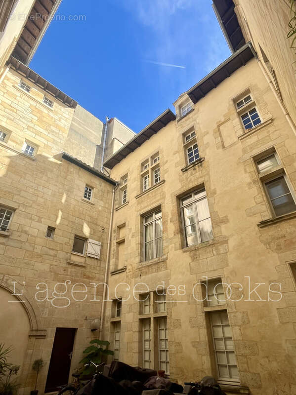 Appartement à BORDEAUX