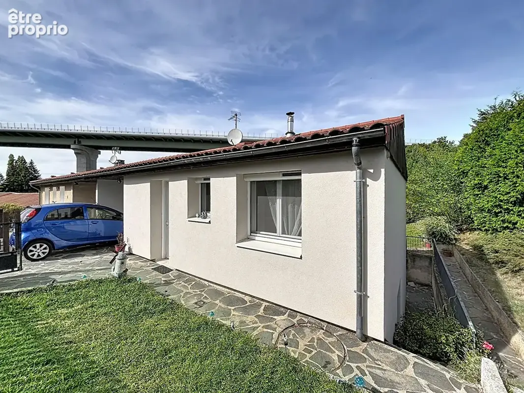 Maison Le Puy En Velay 5 pièce(s) 106 m2 - photo 2