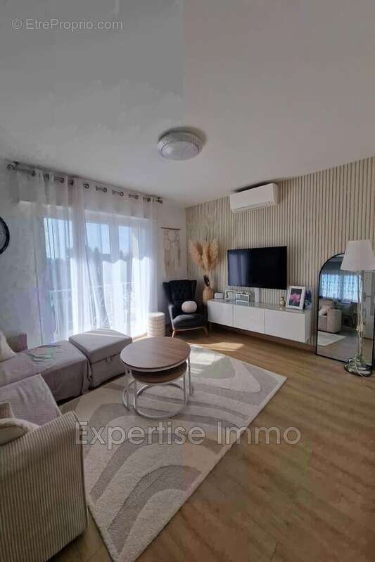 Maison 180 m² à Sainte-Croix-En-Plaine  - photo 6