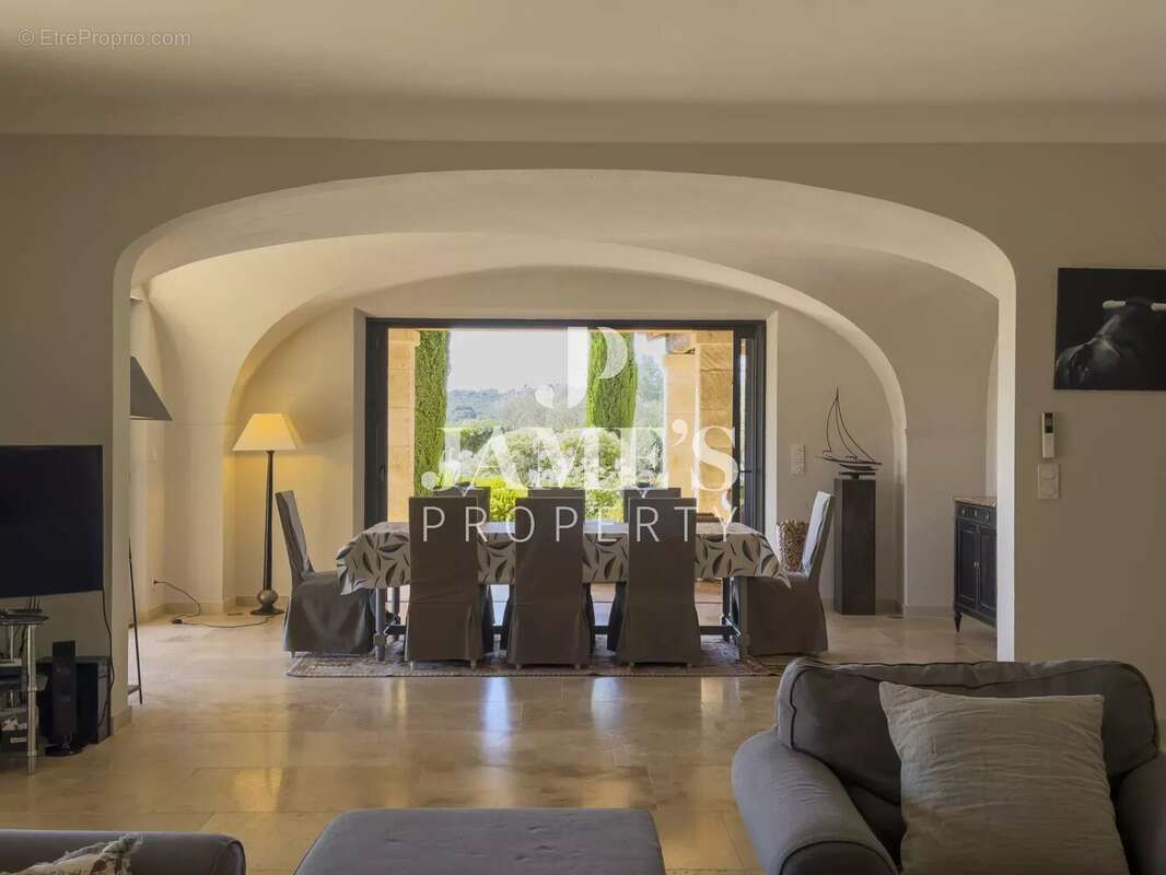 Maison à PARADOU