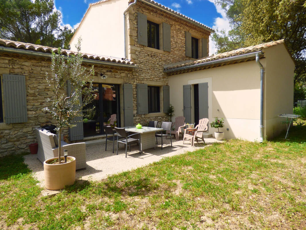 Maison à GRIGNAN