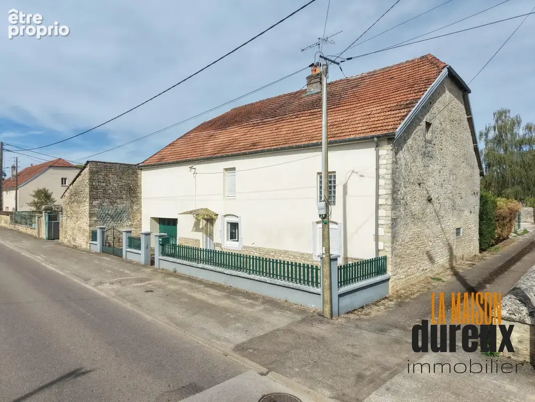 Maison 3 pièces 94 m² à vendre à Oyrieres (70600) - photo 2