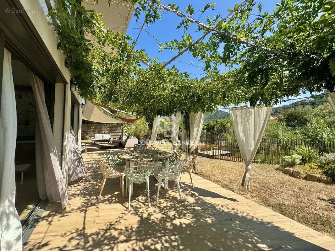 Maison à L&#039;ILE-ROUSSE